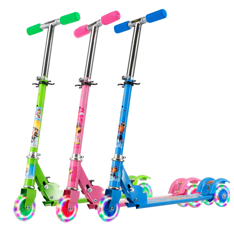 Xe Trượt Scooter 3 Bánh Phát Sáng Cho Bé Bicky - Kiểu Mới Có 3 Màu Cho Bé Lựa Chọn – Hàng Chính Hãng