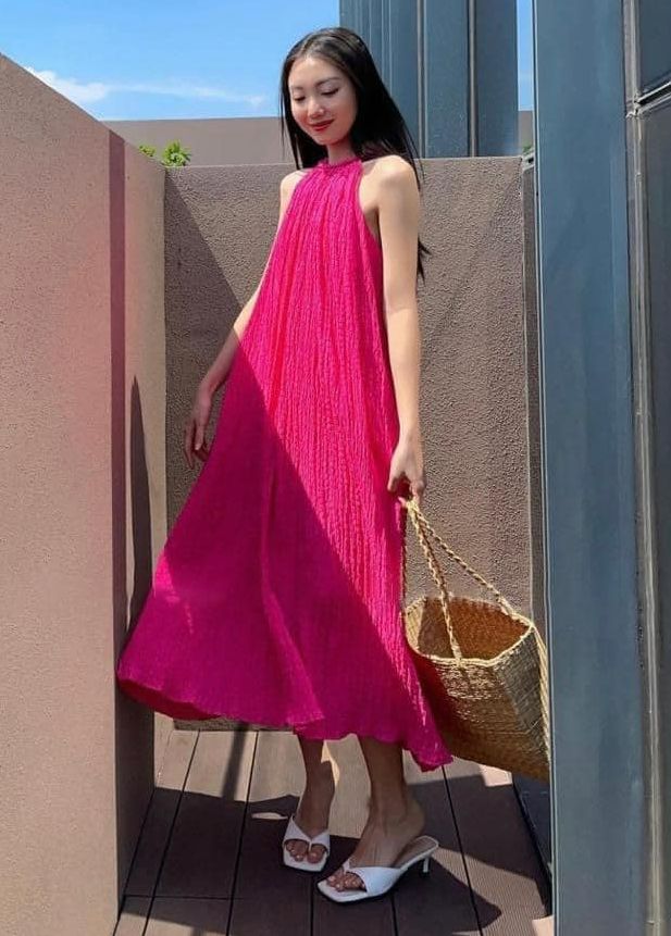Đầm maxi cổ yếm dây xoắn màu sắc hot trend