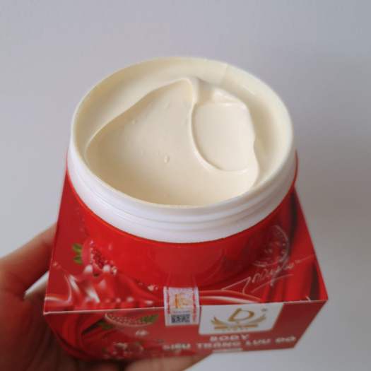 Kem body lựu đỏ DuLy
