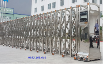 Cổng xếp inox 304