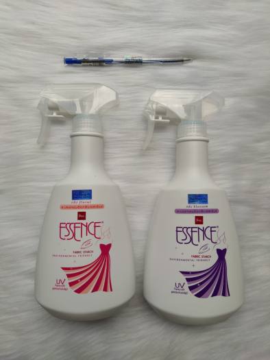 Xịt ủi quần áo Essence chai 600ml nhập khẩu Thái Lan -Shop GS An Khang
