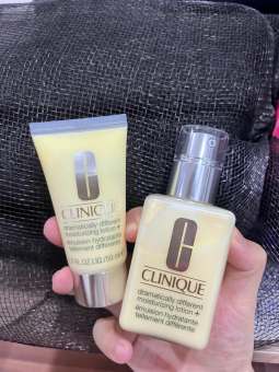 Kem dưỡng cấp ẩm clinique vàng.