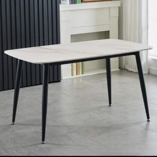 Bàn ăn mặt đá ceramic bóng nhập khẩu