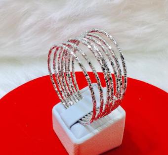 Bộ vòng tuần bạc Ý Vòng Tay Ximen 7 Chiếc Khắc Hoa Văn mạ vàng trắng cao cấp khắc hoa văn xinh đẹp  Sáng Như Vàng Thật ( Cam kết không Đen Chất Liệu Bạc Pha Hợp Kim Cao Cấp ) Trang Sức Gami XMTO1  - Dùng Đi Tiệc Và Đi Làm