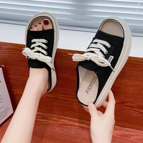Giày sục thể thao hở mũi kiểu dáng mới, trẻ trung cá tính