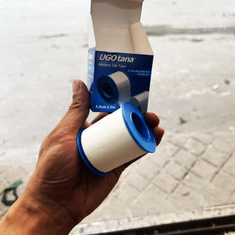 Băng dính vải y tế Ugotana