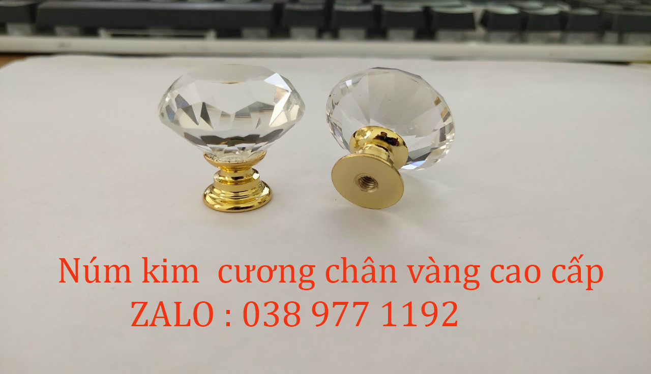 Núm tủ quần áo,núm tủ tròn hoa vàng, núm kim cương lắp tủ bếp, tủ quần áo, tủ tivi, lắp tủ ngăn kéo sang trọng