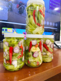 1 Hủ 500g Dưa Cải Ngâm Chua Ngọt Thơm Ngon và Giòn Chất Lượng Nhà Làm (dưa muối,hành ngâm chua ngọt,tỏi ngâm chua ngọt)