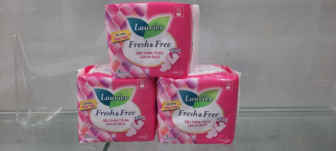Băng vệ sinh dày cánh laurier fresh & free 22cm gói/ 8 miếng