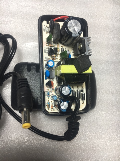 Nguồn 15v-3a sử dụng cho các thiết bị nguồn điện tử