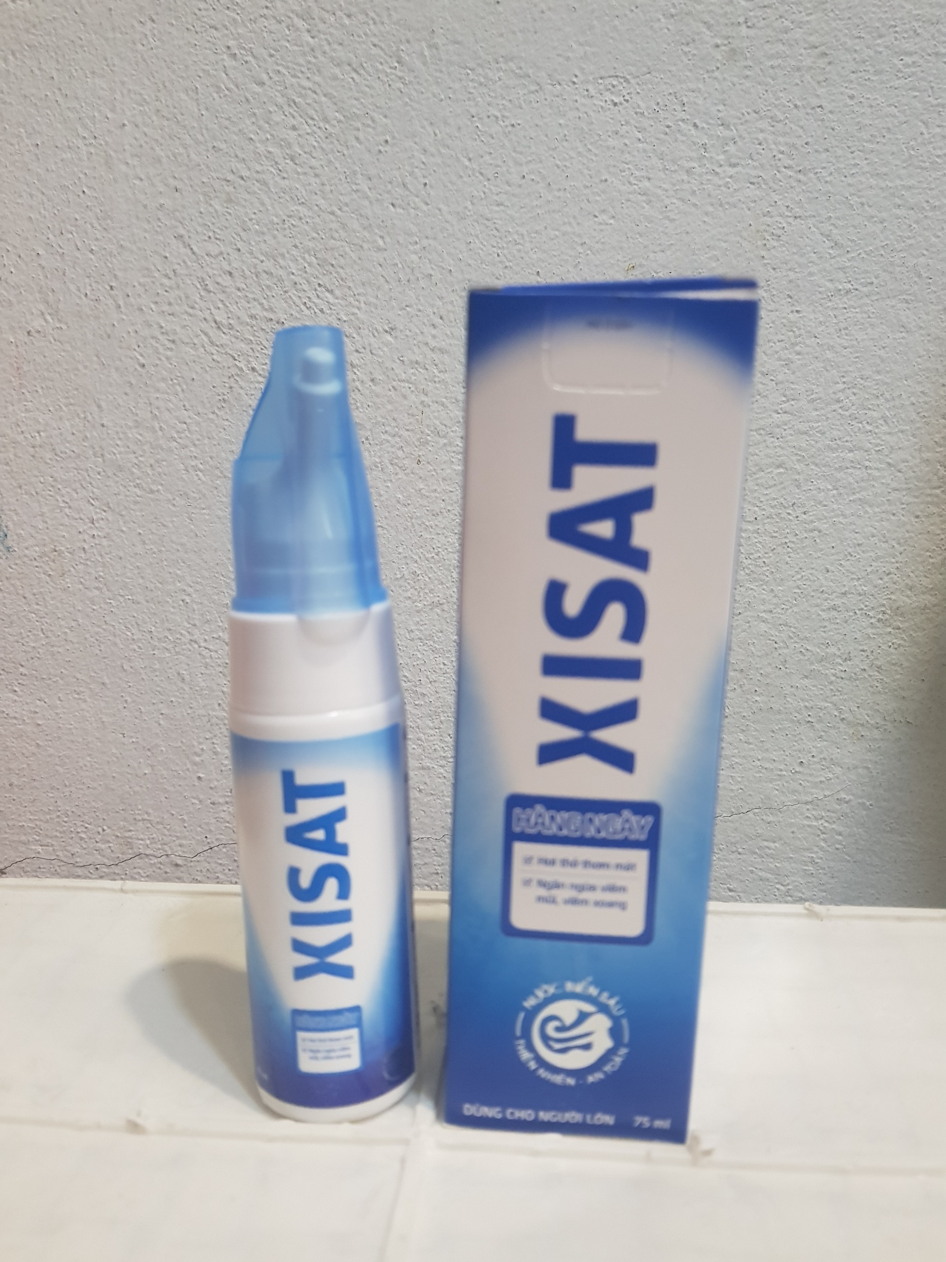 Nước xịt thông mũi, sát khuẩn mũi, hỗ trợ viêm mũi XISAT- Hương biển sâu - 75ml
