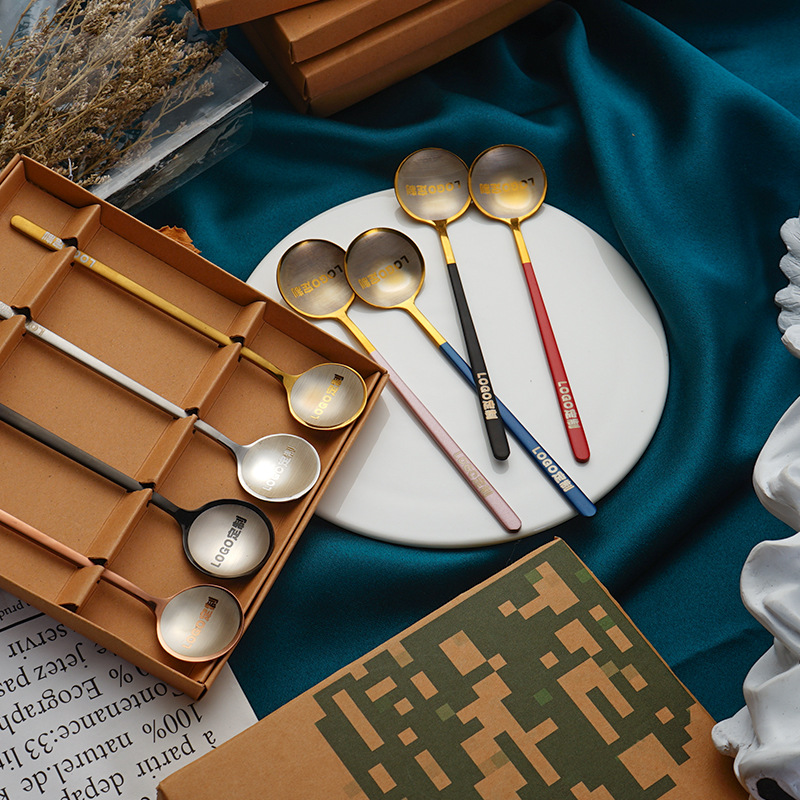 Set 4 Muỗng/ Thìa Cà Phê Bằng Thép Không Gỉ Có Hộp Đựng Sang Trọng Làm Quà Tặng - Thìa Cà Phê Cán Dài Bằng Kim Loại Phong Cách Retro