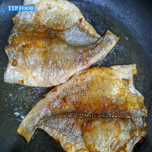 Cá khô đù, khô cá đù 1 nắng đặc sản Phan Thiết thịt trắng, dày, thơm ngon,đóng túi hút chân không 500gram