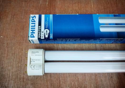top (SALE) Bóng đèn 55W cho bể cá Philips Master PL-L 55W/865/4P