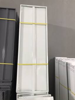 Mâm sàn lắp đặt kệ sắt v lỗ đa năng: Dài 1m2 x rộng 30cm