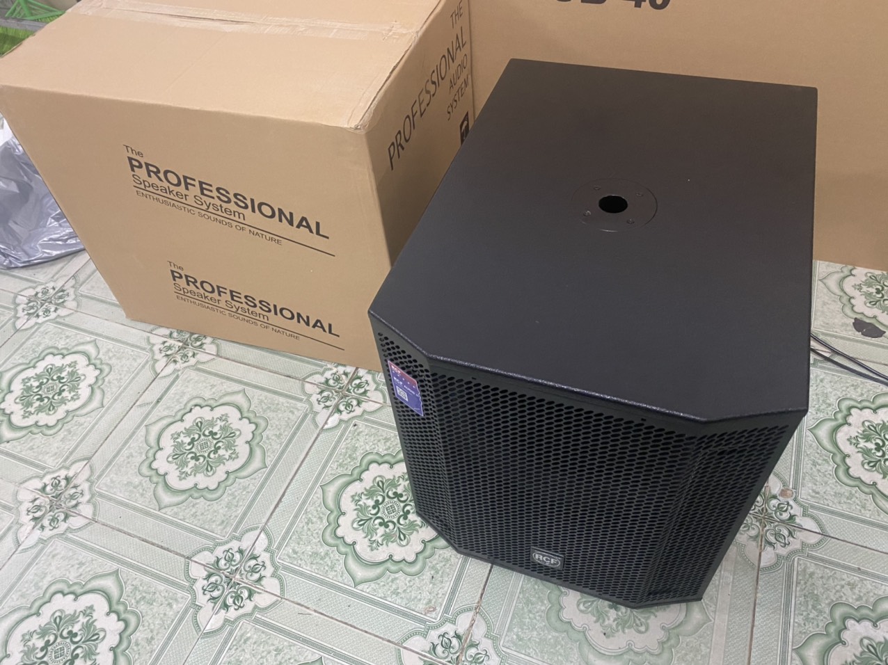 Sub điện 40 rcf - sub điện bass 40