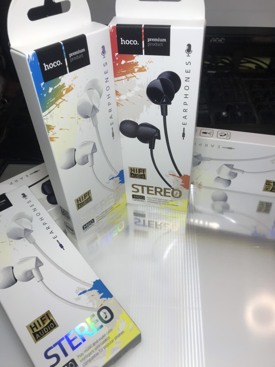 Tai nghe HOCO PRO GAMING  - Jack 3.5mm - Tương thích với nhiều dòng máy IPHONE Galaxy S/Galaxy Note/Oppo/Android - Zin 1 đổi 1 chính hãng, chống ồn, có mic, tặng 4 tip tai thay thế