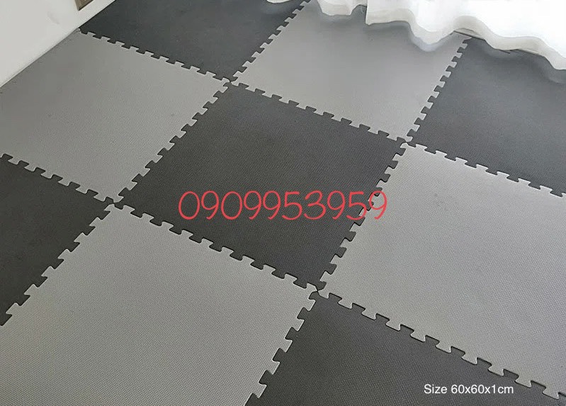 Thảm xốp lót sàn size 60x60x1cm màu xám và đen 60
