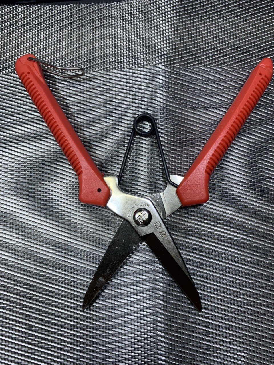 Kéo cắt đa năng hàn quốc p300 hwa shin bh 6t lagahophouse