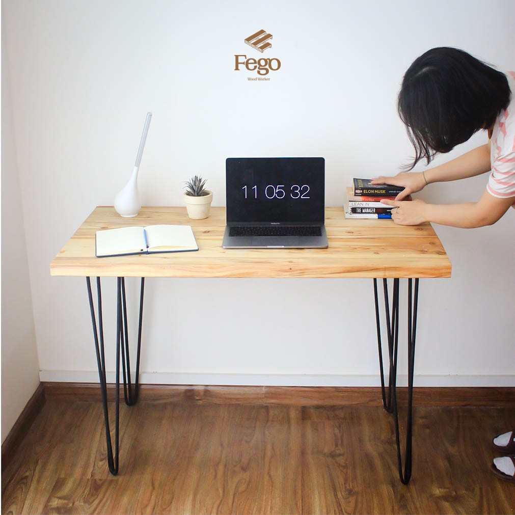 Bàn làm việc FEGO0007 / Bàn Gỗ thông tự nhiên chân sắt hairpin