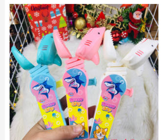 Combo 3 chiếc Đồ chơi hình chú cá mập của Úc,đồ chơi kèm kẹo cho trẻ em từ 3 tuổi