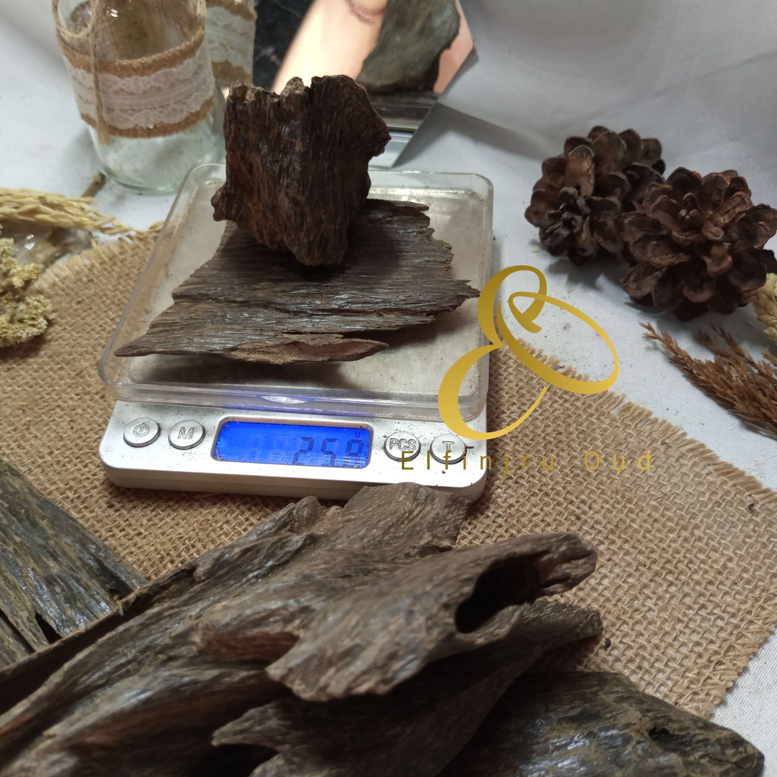 PENGHARUM RUANGAN DUPA KAYU GAHARU BAKAR MOHASAN MALINAU OUD AGARWOOD ORIGINAL KALIMANTAN