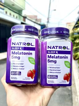 Kẹo dẻo giúp ngủ ngon Natrol Gummies Melatonin 5mg 180 viên Vị dâu