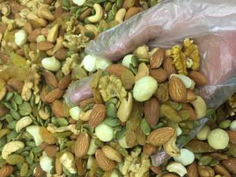 500g hạt hỗn hợp mix 6 loại hạt (macca, hạnh nhân, óc chó, điều, bí, hướng dương, nho)
