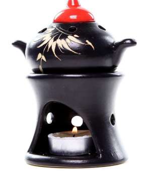 ĐÈN ĐỐT TINH DẦU ẤM TRÀ BÁT TRÀNG AROMAZONE. Vừa là đèn trang trí vừa là đèn xông đốt tinh dầu.