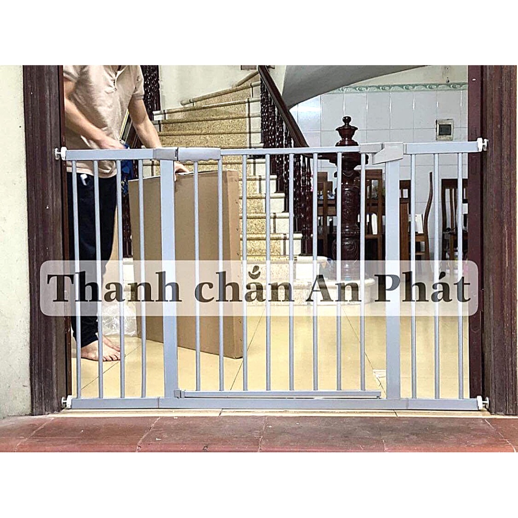 Thanh chắn cửa/cầu thang 117cm-126cm cho bé không bị ngã có mảnh ghép