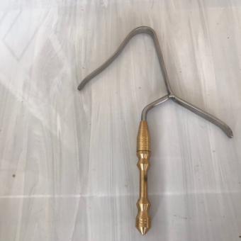 Ti lồng bẩy cu gáy