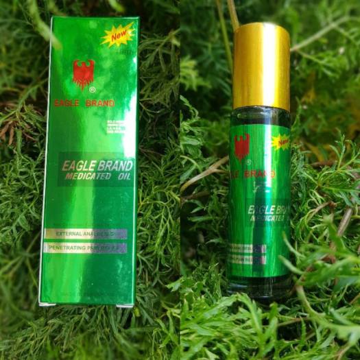 Dầu gió Dạng lăn Con ó Vàng Singapore Eagle Brand Medicated Oil 12ml Singapore (NEW) - Xanh