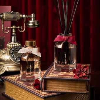 Ember Brown -Tinh dầu nước hoa khuếch tán Paris Ball Collection 120ml- Phiên bản Limited hộp đen huyền bí Ember Brown