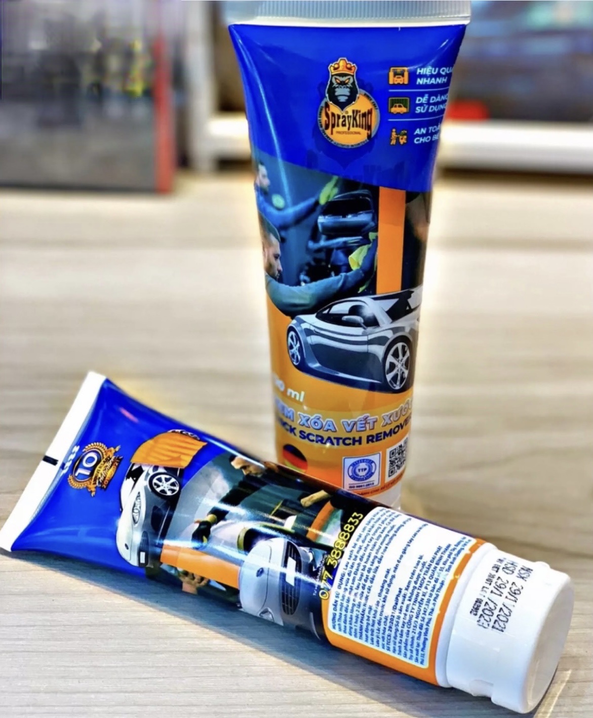 Kem Xóa Vết Xước Sprayking Thick Scratch Remover Lưu ý: kem chỉ xử lý những vết xước nhẹ chưa ăn sâu vào nước sơn, nên đưa hình ảnh sản phẩm cần xóa xước cho shop xem trước để được tư vấn mua hàng