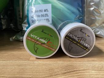 Combo Vitamin C++ Super Protect và Khoáng & Vitamin Super Protect chuyên dùng cho Cá Koi Cá Vàng Cá Rồng và Guppy - hủ 300gr