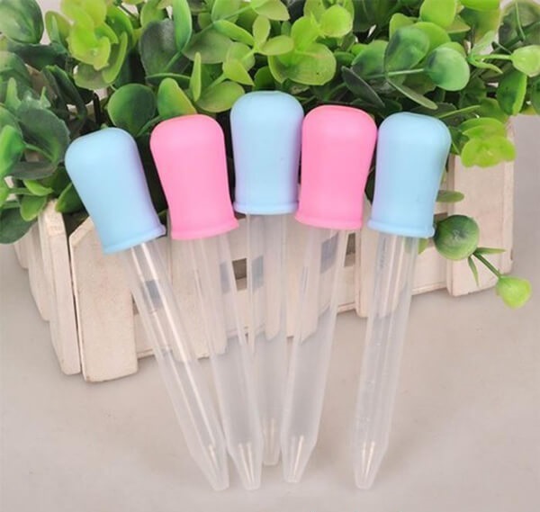 Dụng cụ bơm kẹo bằng silicon - giao 1 cái màu ngẫu nhiên