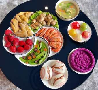 Bộ 5 đĩa sứ hình bán nguyệt, đĩa xếp cánh hoa, bộ đĩa hoa mặt trời gốm sứ cao cấp trắng viền đen