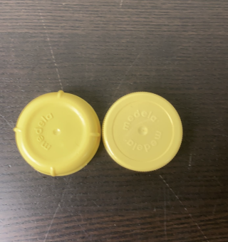 Nắp vặn bình sữa Medela