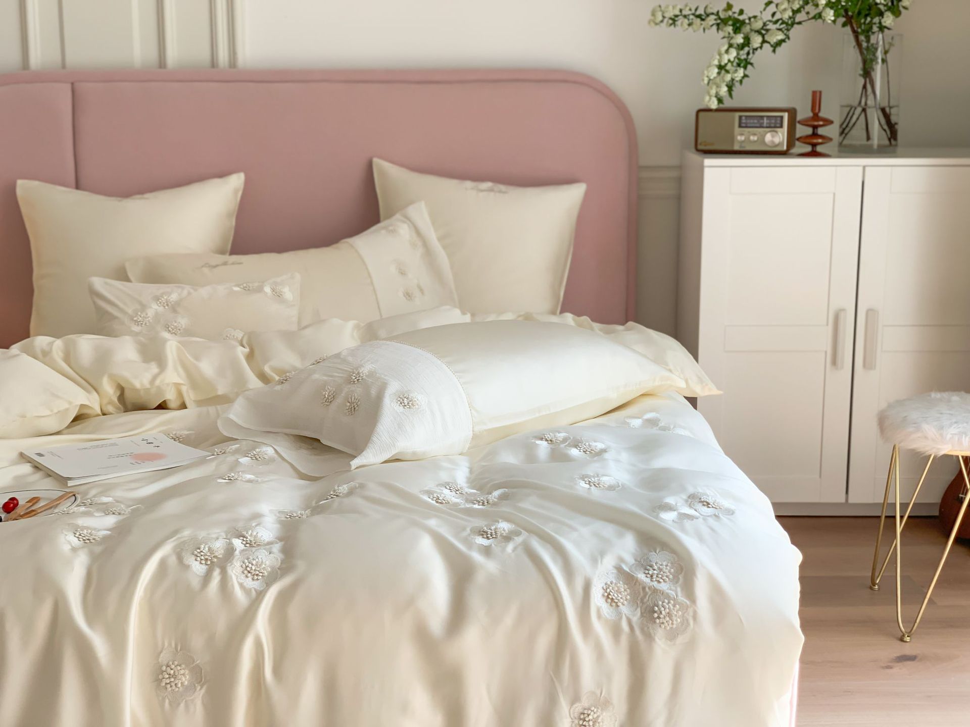 4 stuks/set Princess Wind 80 Tencel driedimensionaal bloemenborduurdekbed zijde glibberig cool tweepersoonsbed 1,8 m 1,5 m 2,0 m