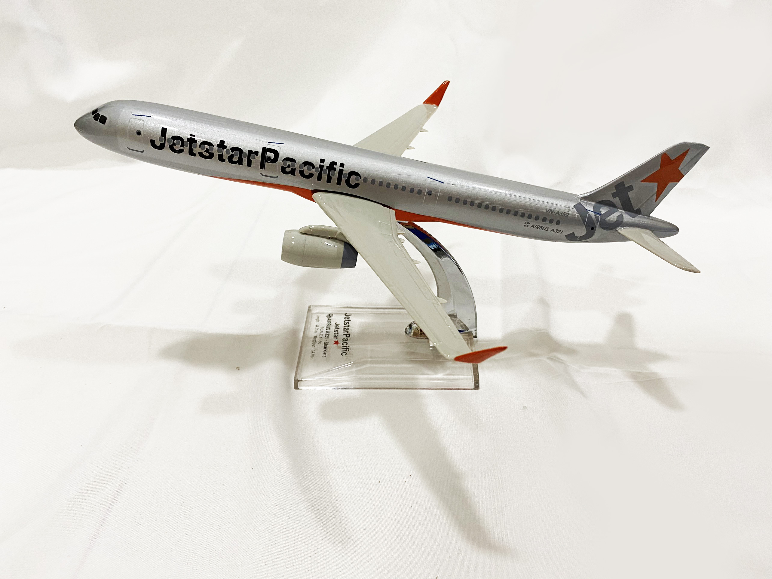 Tổng Hợp Mô Hình Máy Bay Jetstar Pacific Giá Rẻ, Bán Chạy Tháng 8/2023 -  Beecost