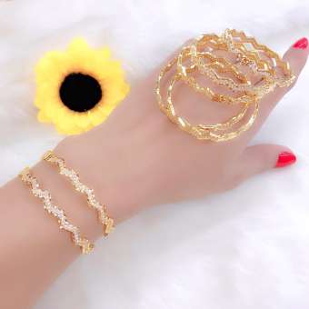 Vòng tay cặp gợn sóng đính xoàn dát vàng 18k