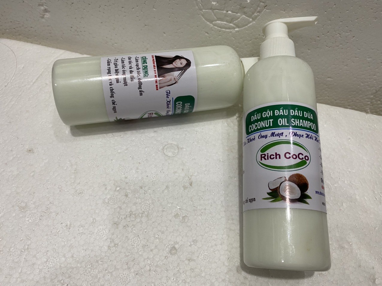 Dàu gội dầu dừa loại 300ml-sam lê shop
