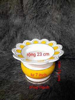 Lư hương đá vàng hứng tàn