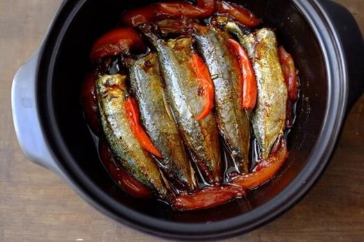 Cá nục rim mặn ngọt, Khô cá Nục không đầu đặc sản khô Cà Mau thịt săn chắc, thơm ngon, giàu dinh dưỡng hút chân không túi 100GRAM, Thơm ngon, Ăn bao ghiền