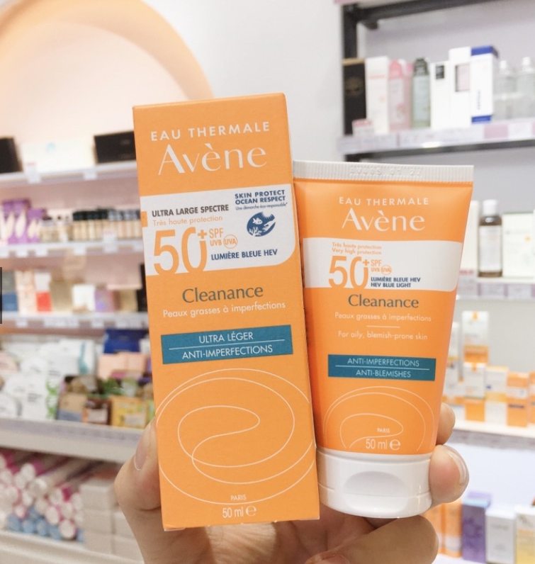 Kem Chống Nắng Avene Mattifying Cleanance SPF50+ 50ml
