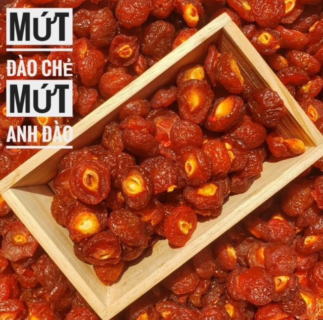 Mứt ô mai đào nâu bổ đôi sấy dẻo, ngon dã man