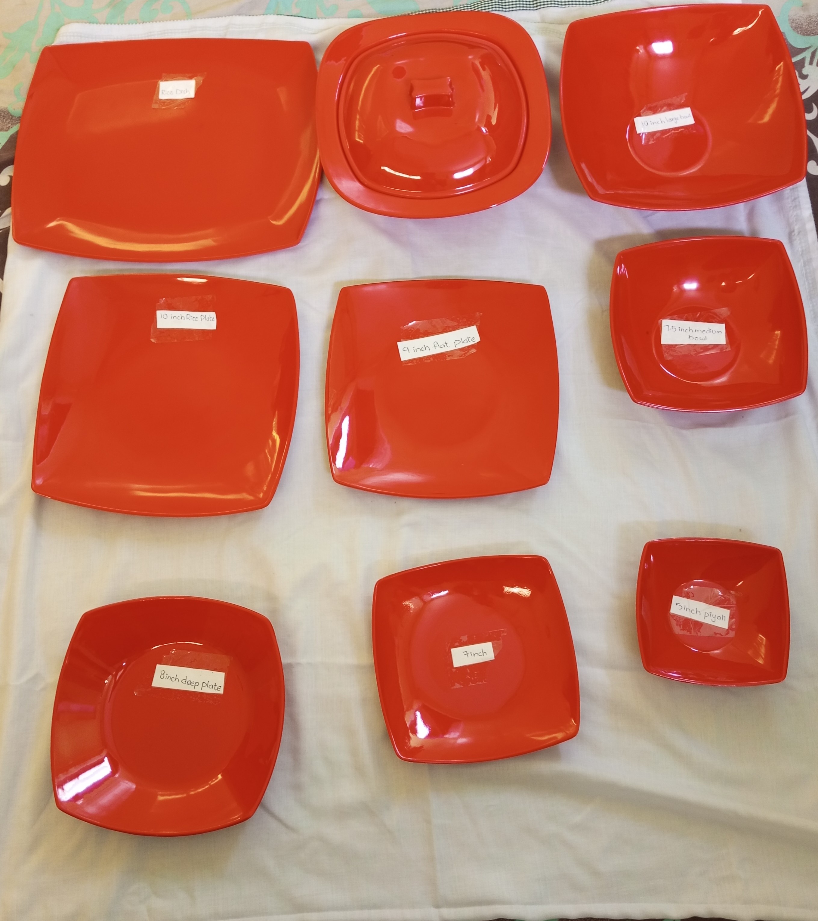 Custom Square Red Melamine Dinnerware Set Loose Double Glaze