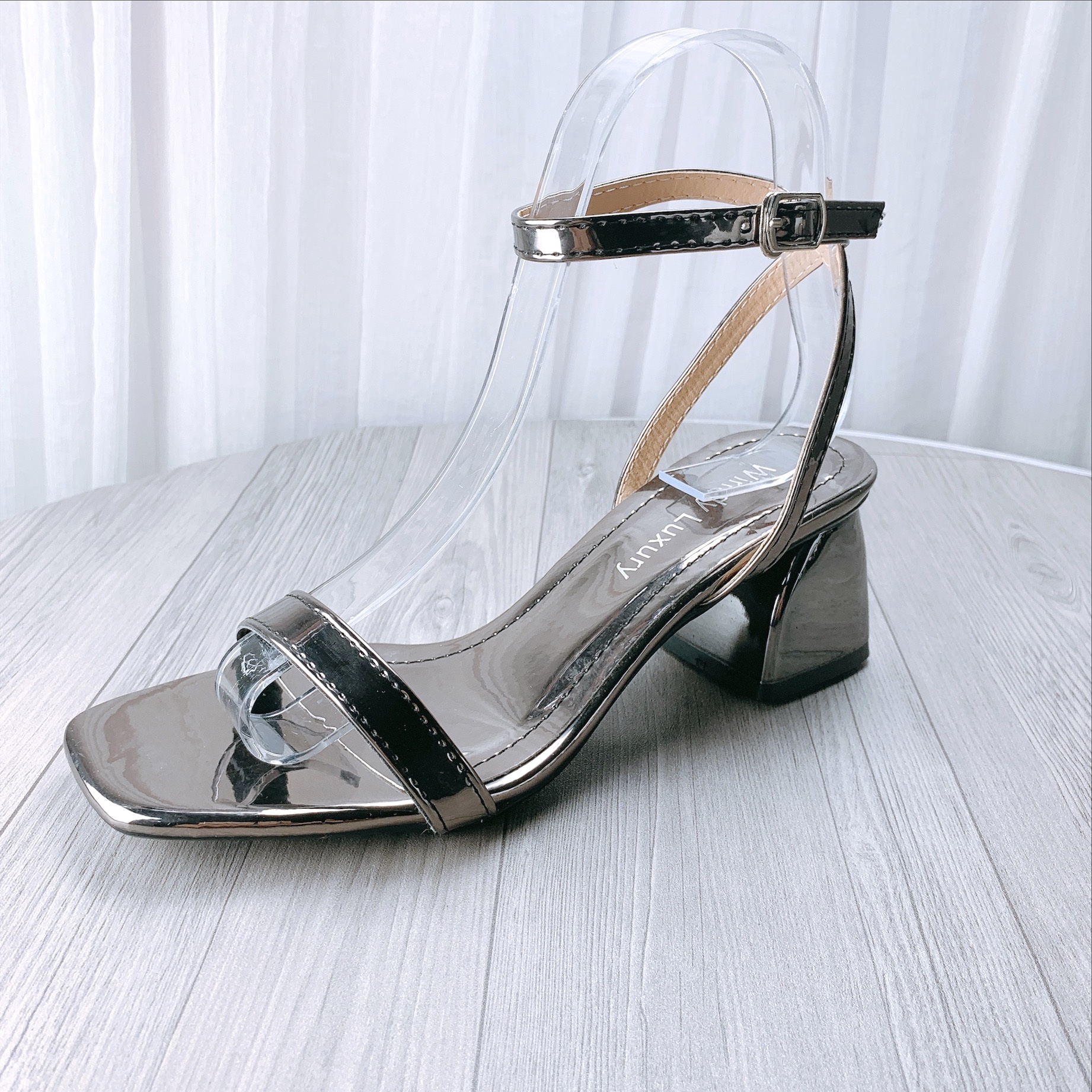 Sandal gót trụ quai bóng cao 5cm cực xinh - V15