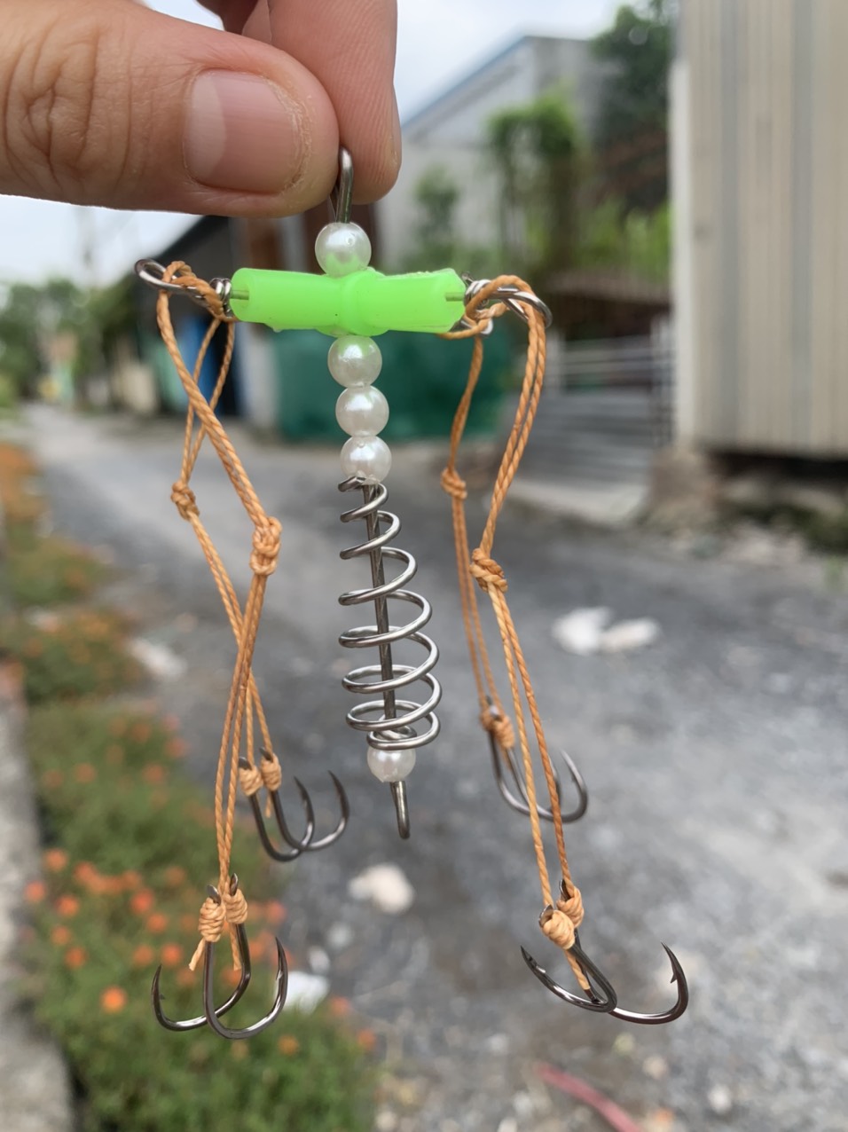 Lò xo lance chữ thập buộc sẵn- lưỡi câu lance