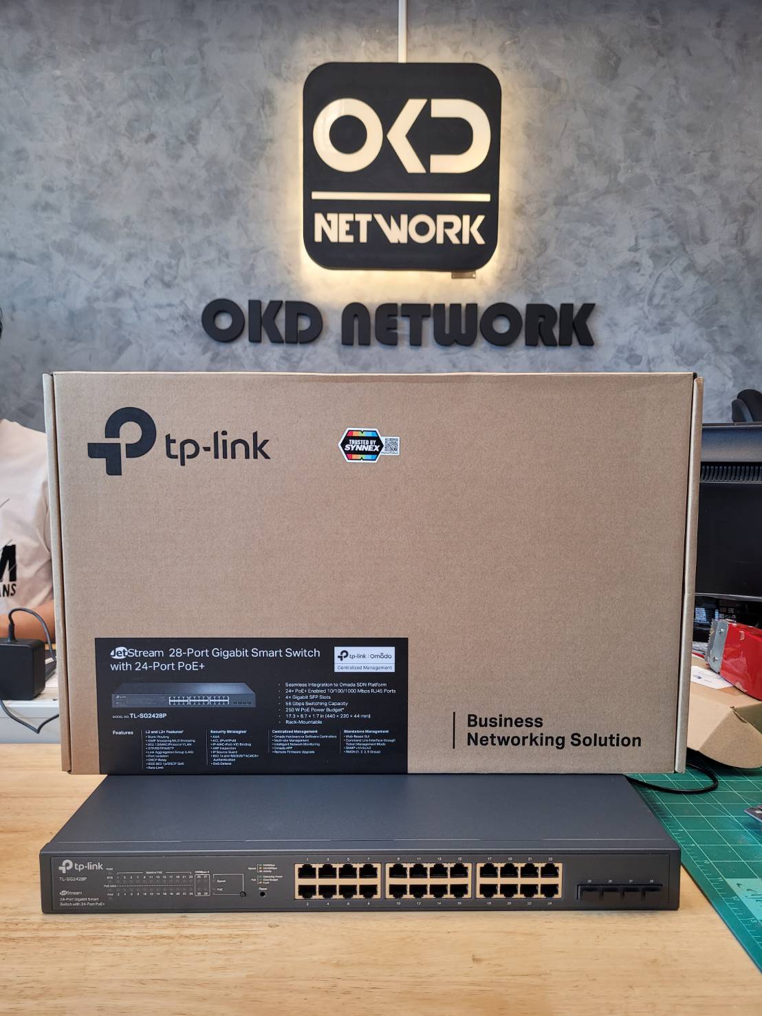 TP-LINK TL-SG2428P JetStream 28-Port Gigabit Smart Switch with 24-Port PoE+ ราคา 9,250 บาท*ส่งฟรี